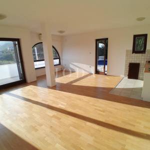 Apartman sa bazenom