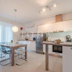 Apartman sa vlastitim prilazom plaži