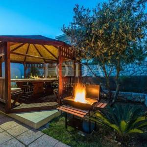 Apartman sa vlastitim prilazom plaži