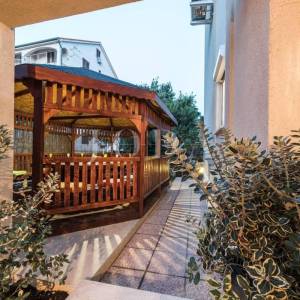 Apartman sa vlastitim prilazom plaži