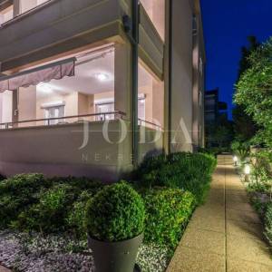 Apartman sa vlastitim prilazom plaži
