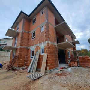 Apartman u novogradnji s dvije spavaće sobe