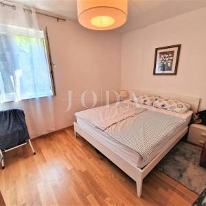 Apartman u prizemlju s pogledom na more