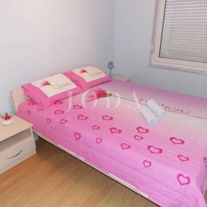 Apartmanska kuća sa šest opremljenih apartmana