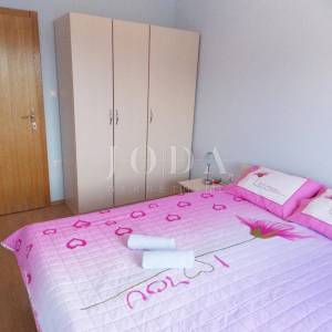 Apartmanska kuća sa šest opremljenih apartmana