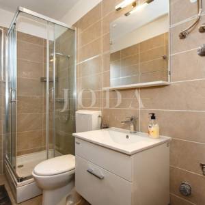 Apartmanska vila sa 6 apartmana s pogledom na more