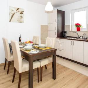 Apartmanska vila sa 6 apartmana s pogledom na more