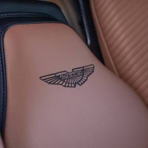 Aston Martin DBS 770 ULTIMATE COUPE