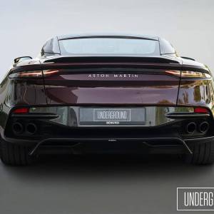 Aston Martin DBS Superleggera