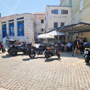 Atraktivan poslovni prostor u centru Malog Lošinja, nedaleko od mora