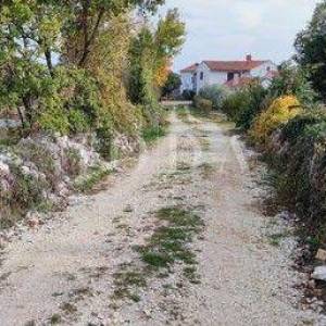 Atraktivno građevinsko zemljište,Marčana okolica