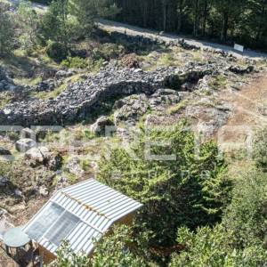 Atraktivno poljoprivredno zemljište 9400m2, nedaleko od mora, Pupnat, Korčula