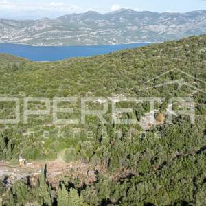 Atraktivno poljoprivredno zemljište 9400m2, nedaleko od mora, Pupnat, Korčula
