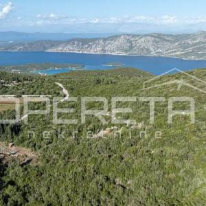 Atraktivno poljoprivredno zemljište 9400m2, nedaleko od mora, Pupnat, Korčula