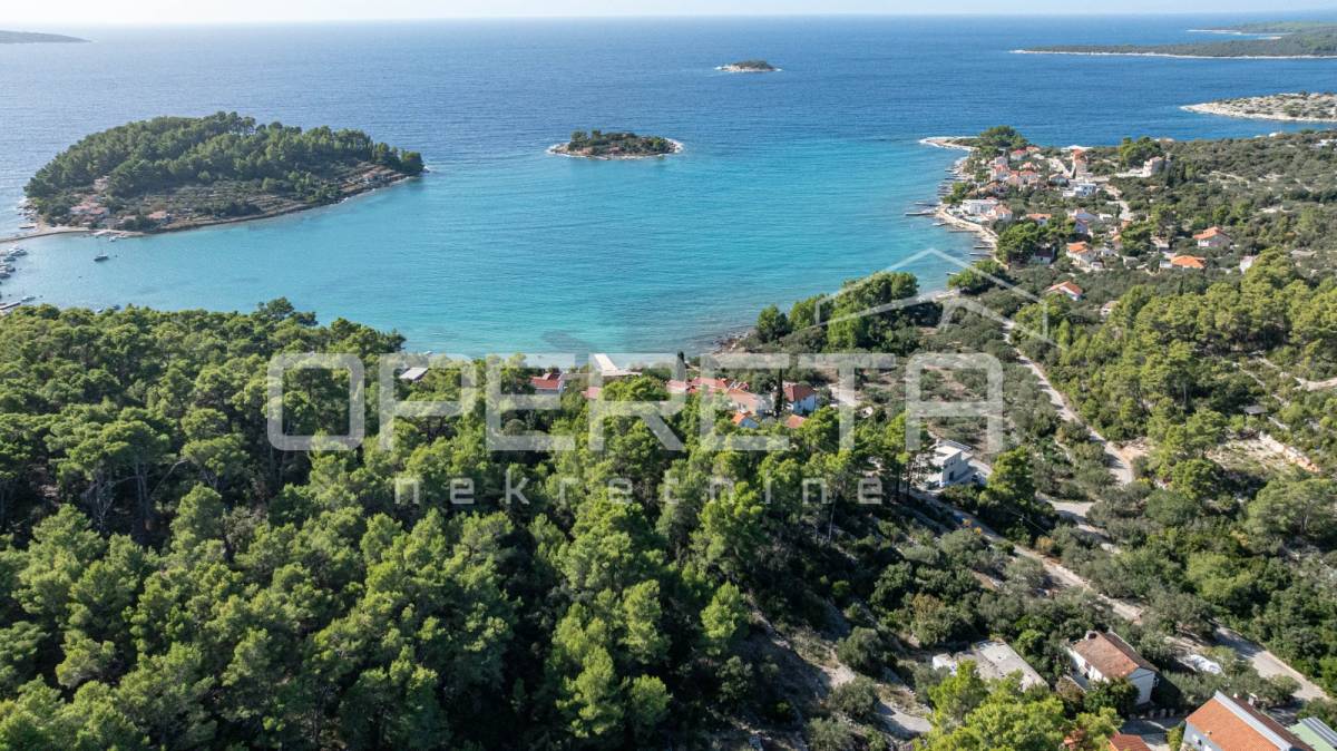 Atraktivno zemljište, 580m2, Vela Luka