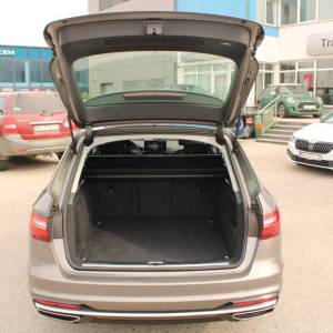Audi A4 Avant 40TDi Quattro S-Tronic *NAVIGACIJA*