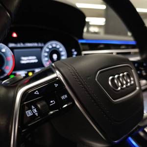 Audi A8 3.0 TDI quattro
