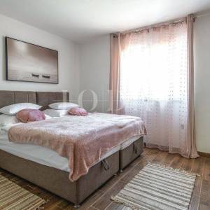 Barban, okolica, dvije kuće na mirnoj lokaciji