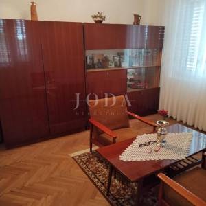 Barban, okolica, obiteljska kuća sa pogledom na more