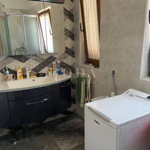 Barić Draga, kuća prvi red do mora