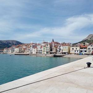 Baška - apartman u centru s pogledom na more