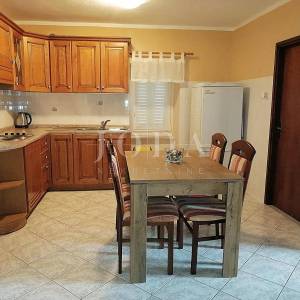 Baška - apartman u centru s pogledom na more