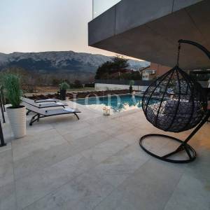 Baška moderna vila