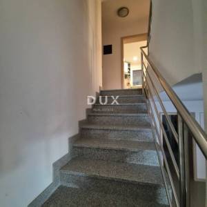 BIOGRAD, SVETI FILIP I JAKOV - Kvalitetna prostrana kuća