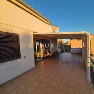 BIOGRAD, SVETI FILIP I JAKOV - Kvalitetna prostrana kuća