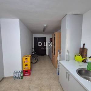 BIOGRAD, SVETI FILIP I JAKOV - Kvalitetna prostrana kuća