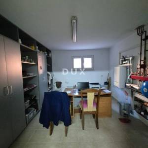 BIOGRAD, SVETI FILIP I JAKOV - Kvalitetna prostrana kuća