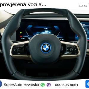 BMW iX 111.5 kWh xDrive50 Sport 523 KS, ZRAČNI+ACC+4xGR SJED+HEAD+PANO+LASER