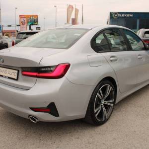 BMW serija 3 320d xDrive AUTOMATIK *LED, NAVIGACIJA, HARMAN KARDON*