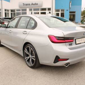 BMW serija 3 320d xDrive AUTOMATIK *LED, NAVIGACIJA, HARMAN KARDON*