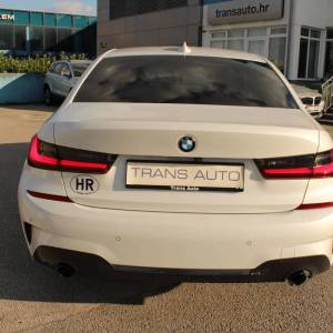 BMW serija 3 320d xDrive AUTOMATIK M-paket *LED, NAVIGACIJA, KAMERA*