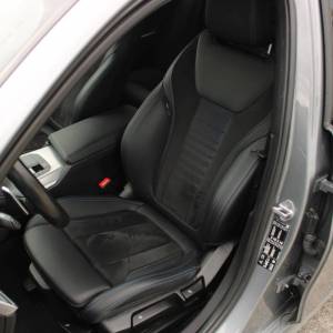 BMW serija 3 320d xDrive AUTOMATIK M-paket *LED, HEAD-UP, KAMERA, NAVIGACIJA*
