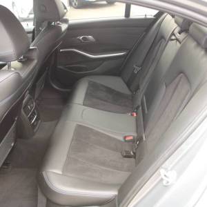 BMW serija 3 320d xDrive AUTOMATIK M-paket *LED, HEAD-UP, KAMERA, NAVIGACIJA*