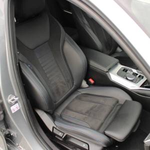 BMW serija 3 320d xDrive AUTOMATIK M-paket *LED, HEAD-UP, KAMERA, NAVIGACIJA*