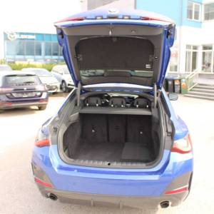 BMW serija 4 Gran Coupe 420d xDrive AUTOMATIK M-paket *LED, NAVIGACIJA, KAMERA*