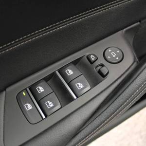 BMW serija 5 520d AUTOMATIK M-paket *LED, NAVIGACIJA, KAMERA*