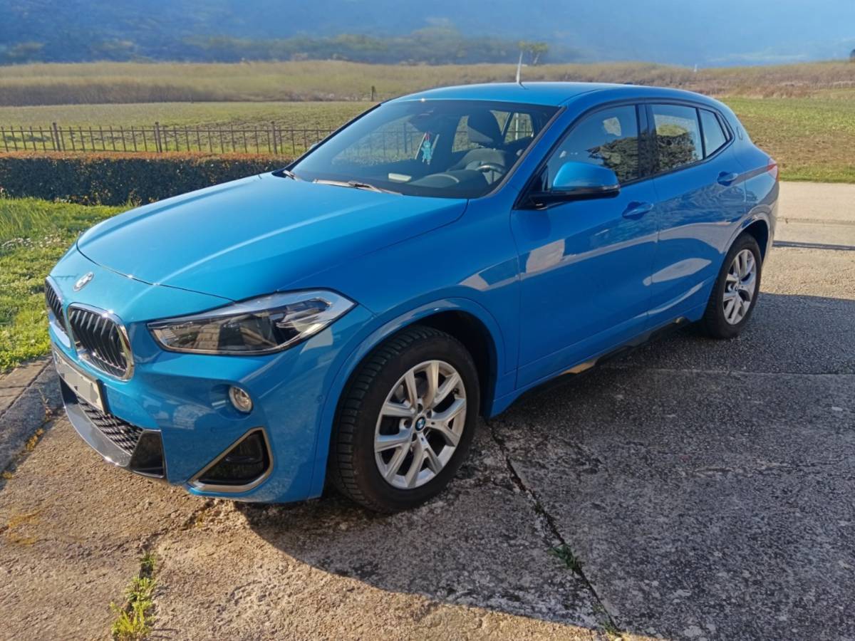 BMW X2 sDrive 18d M PAKET