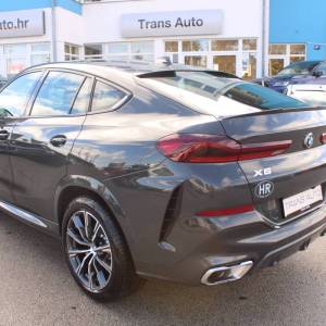 BMW X6 30d xDrive AUTOMATIK M-Paket *LED, NAVIGACIJA, KAMERA*