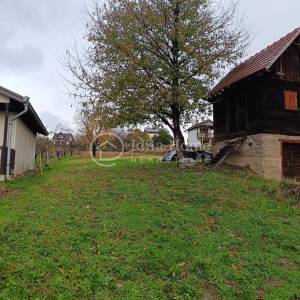 Brckovljani/Zemljište i vinogradarska kućica