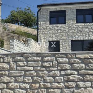 BRIBIR - Dvojna kamena kuća sa bazenom