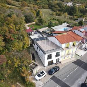 Bribir kuća sa bazenom