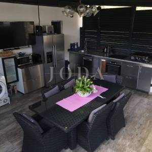 Bribir kuća sa bazenom