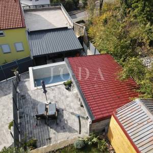 Bribir kuća sa bazenom