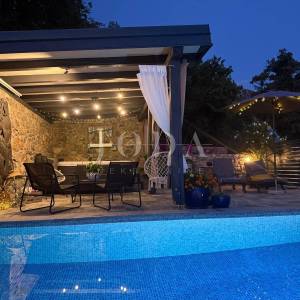 Bribir kuća sa bazenom