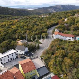 Bribir kuća sa bazenom