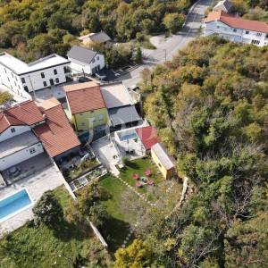 Bribir kuća sa bazenom